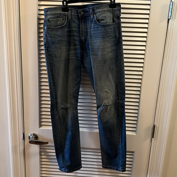 Levi’s 510 Jeans - Picture 3 of 5